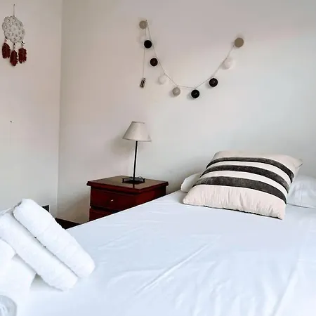 Casa De Vacaciones En ¡tranquilidad Y Piscina! Holiday home Castelldefels
